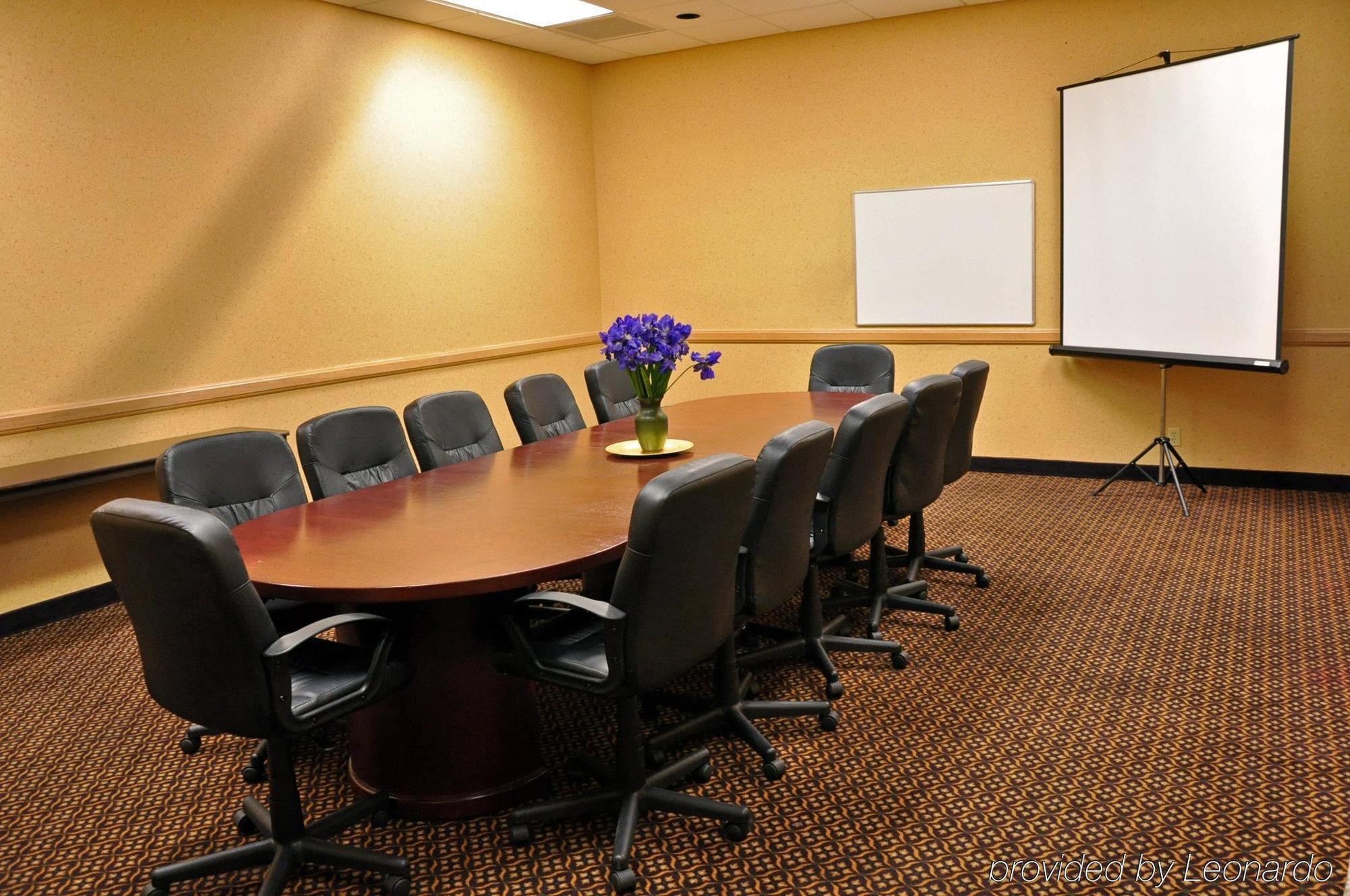 Holiday Inn Long Beach-Downtown Area エクステリア 写真