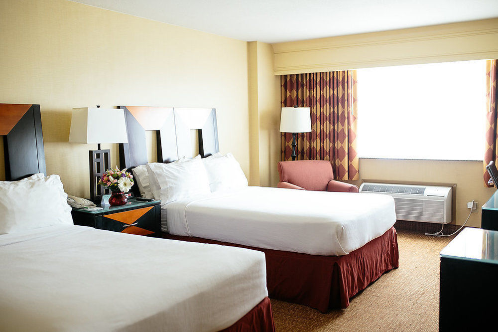 Holiday Inn Long Beach-Downtown Area エクステリア 写真