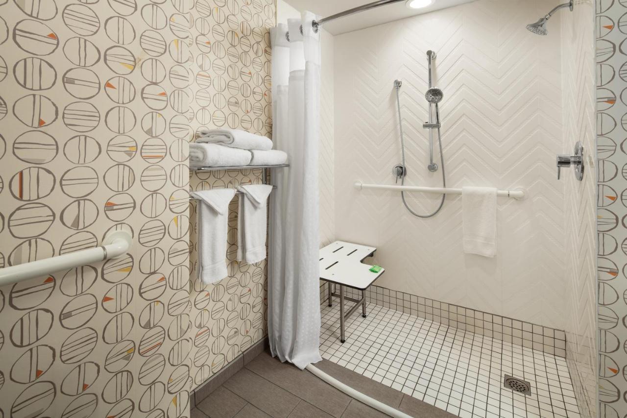 Holiday Inn Long Beach-Downtown Area エクステリア 写真