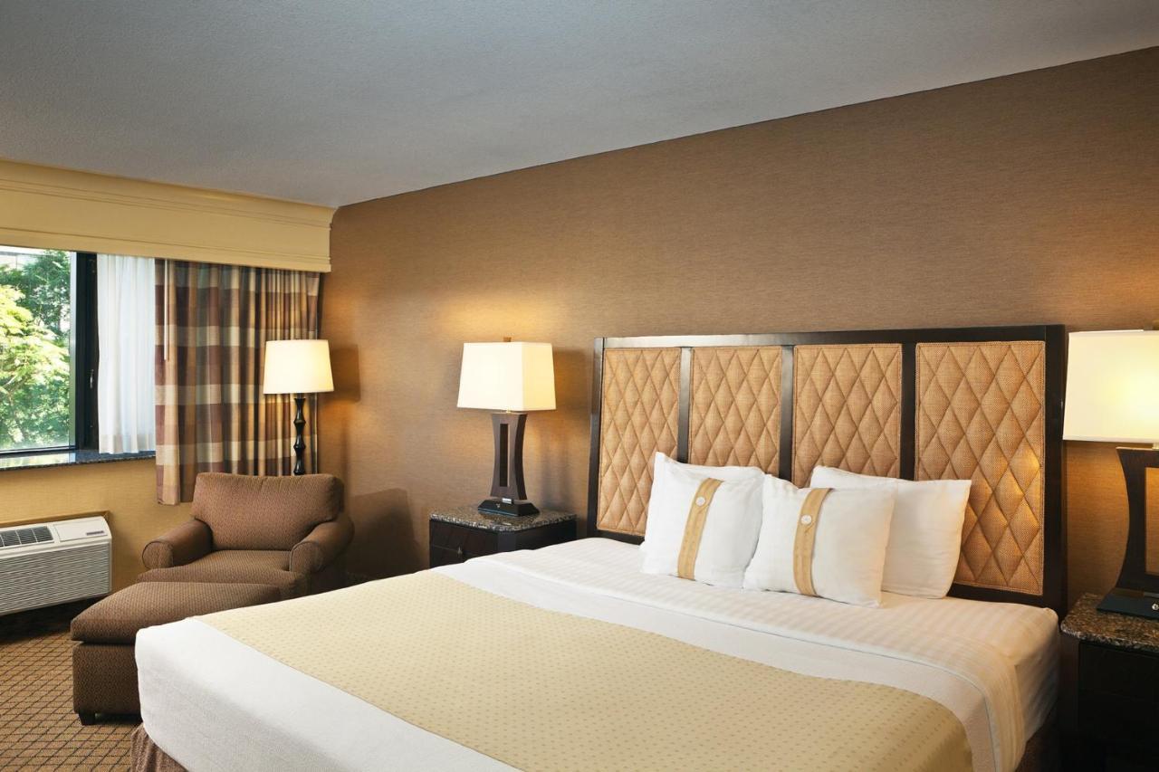 Holiday Inn Long Beach-Downtown Area エクステリア 写真